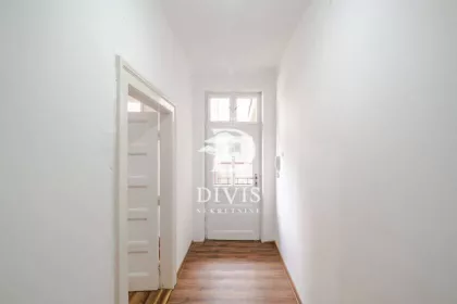 Maksima Gorkog bb | 4zida.rs