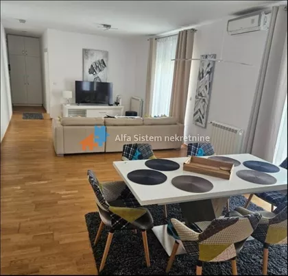 Crveni Krst Vračar | 4zida.rs