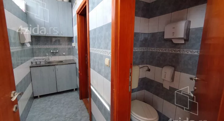 Šestosoban stan | 4zida