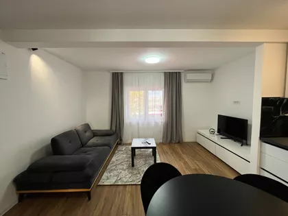 Janisa Janulisa | 4zida.rs