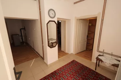 Žarka Zrenjanina 85 | 4zida.rs