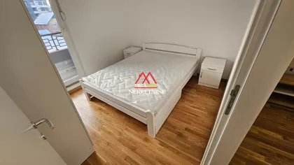 Zlatarićeva | 4zida.rs