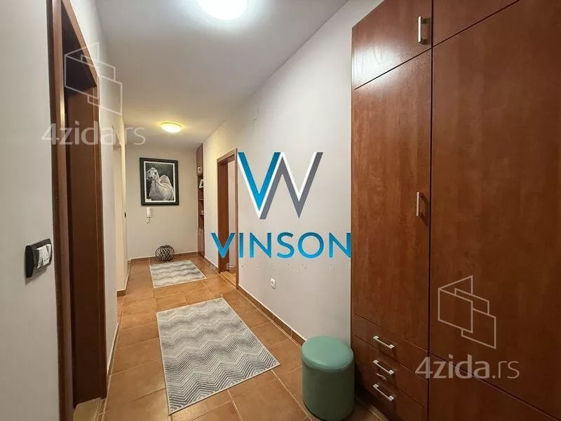 Petosoban stan | 4zida