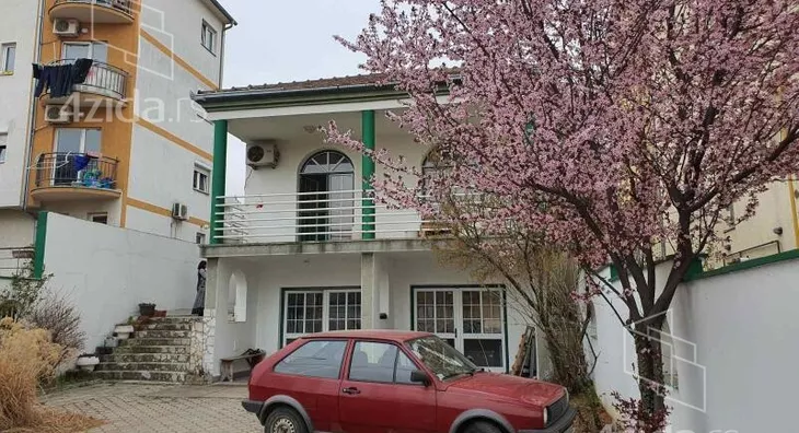 Kuća | 4zida