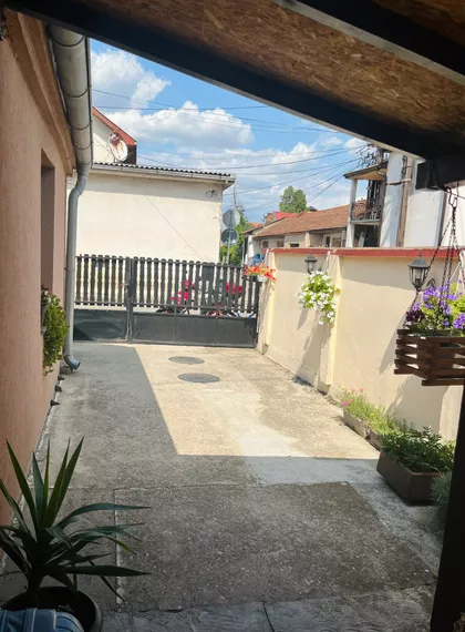 Gradske lokacije | 4zida.rs