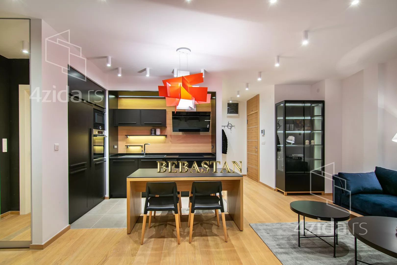 Petosoban stan | 4zida