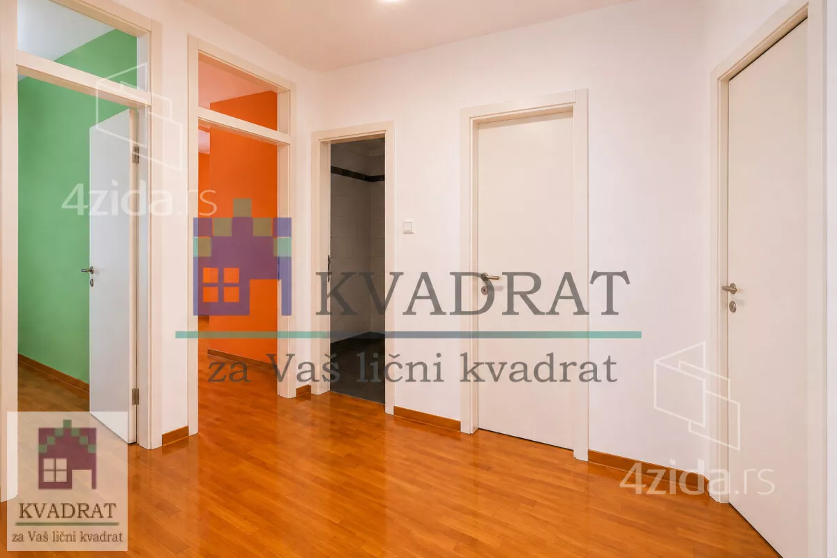 Četvorosoban stan | 4zida