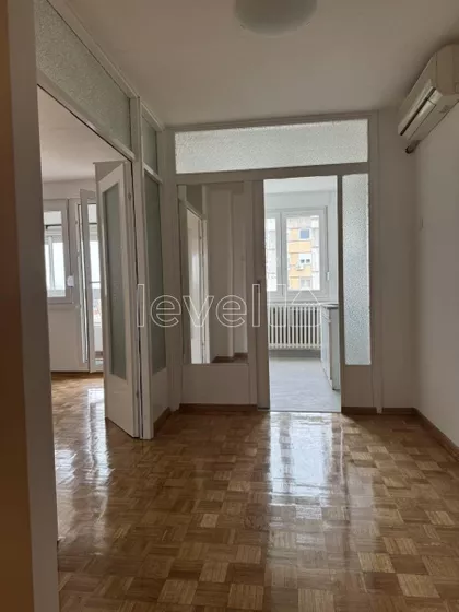 Novo Naselje | 4zida.rs