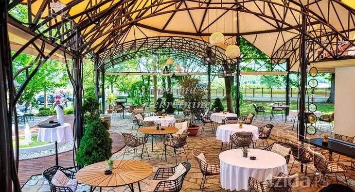 Ugostiteljski objekat | 4zida