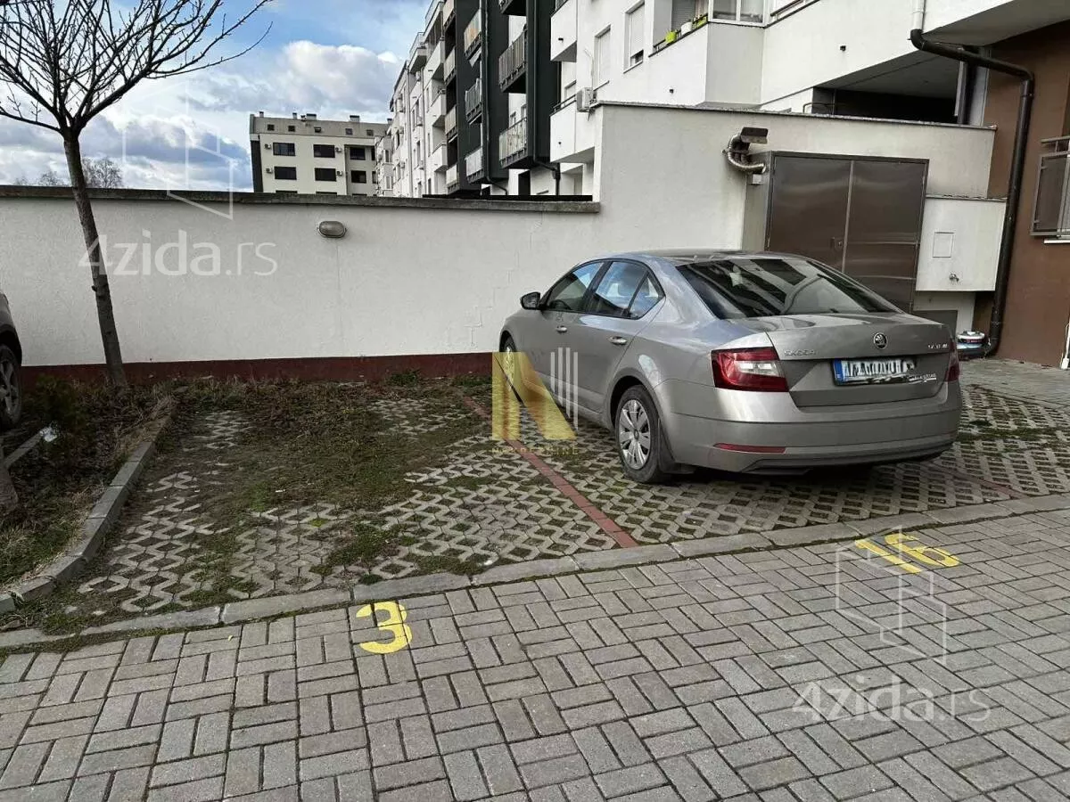 Dvoiposoban stan | 4zida