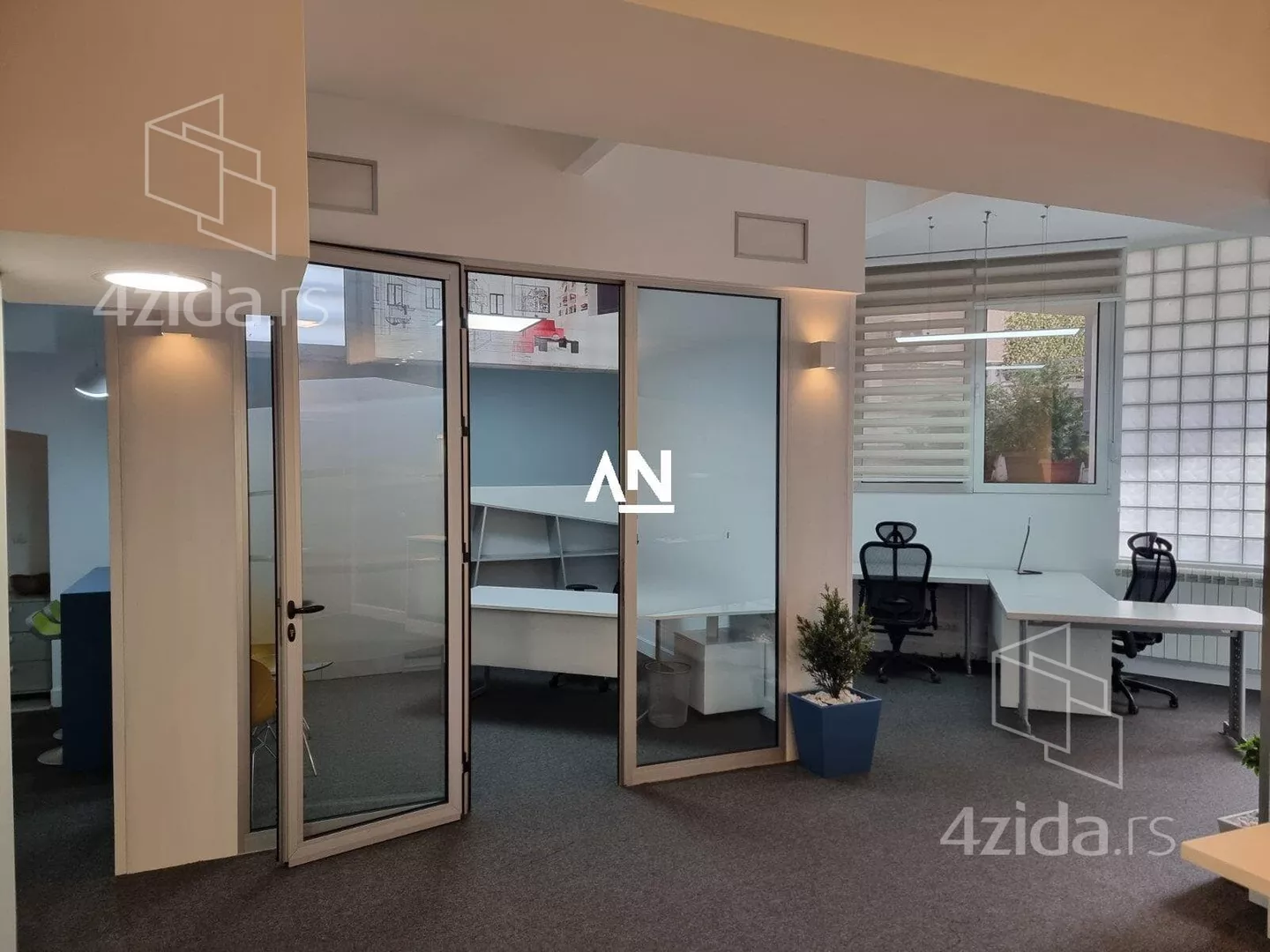 Poslovni prostor | 4zida