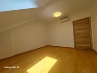 Petoiposoban stan | 4zida
