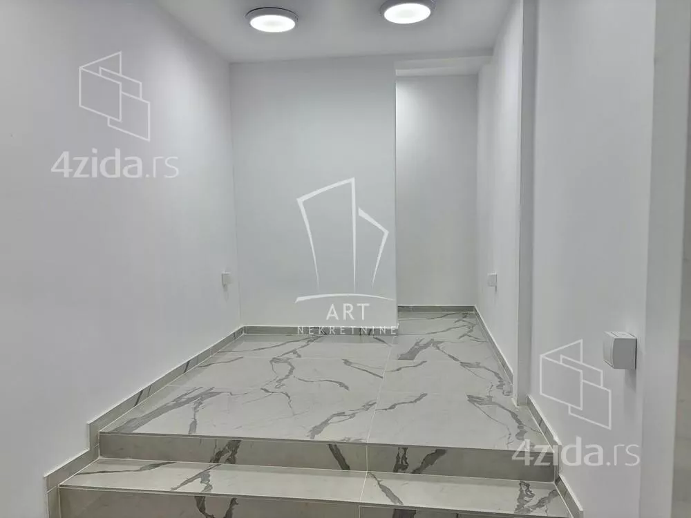 Lokal | 4zida