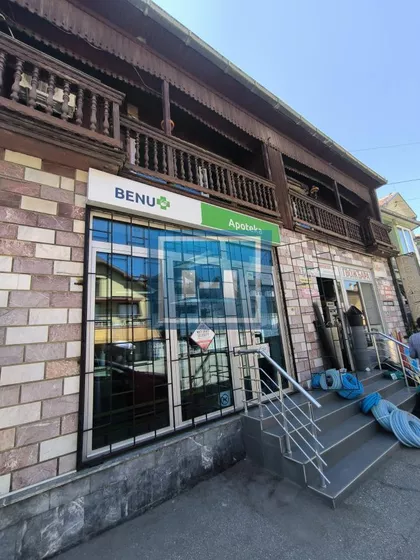 Veliki Popović | 4zida.rs