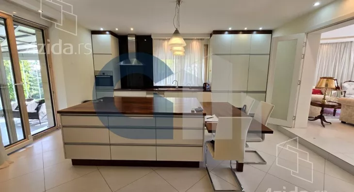 4-etažna kuća | 4zida