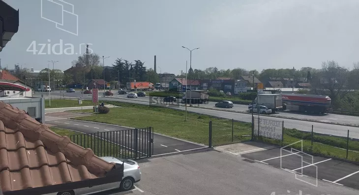 Poslovna zgrada | 4zida