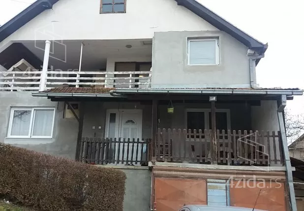 3-etažna kuća | 4zida