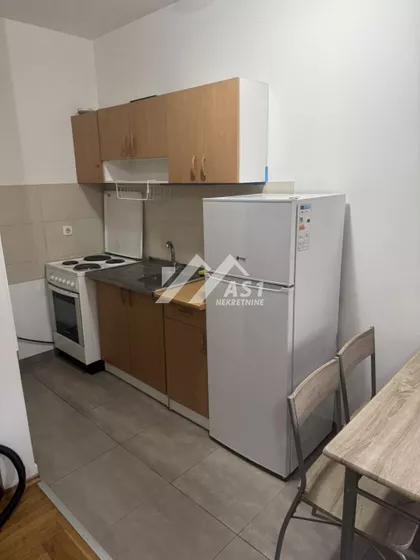 Vardarska | 4zida.rs