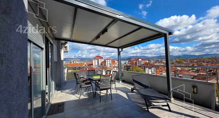 Troiposoban stan | 4zida