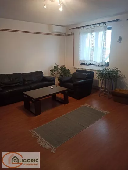 Zorice Božović | 4zida.rs