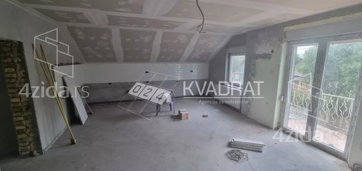 3-etažna kuća | 4zida