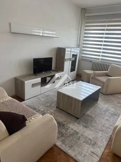 Bulevar Cara Lazara | 4zida.rs