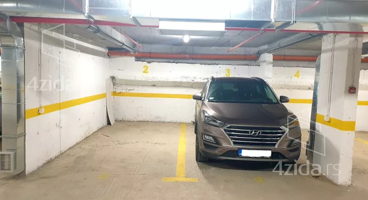 Parking | 4zida