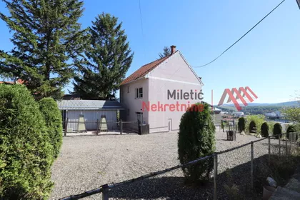 Gradske lokacije | 4zida.rs