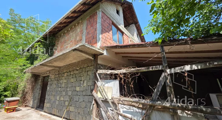 3-etažna kuća | 4zida