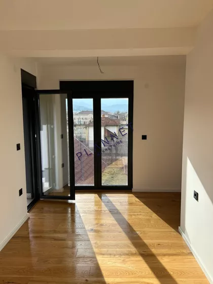 Gradske lokacije | 4zida.rs