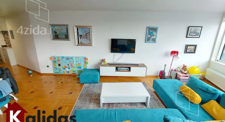 Četvorosoban stan | 4zida