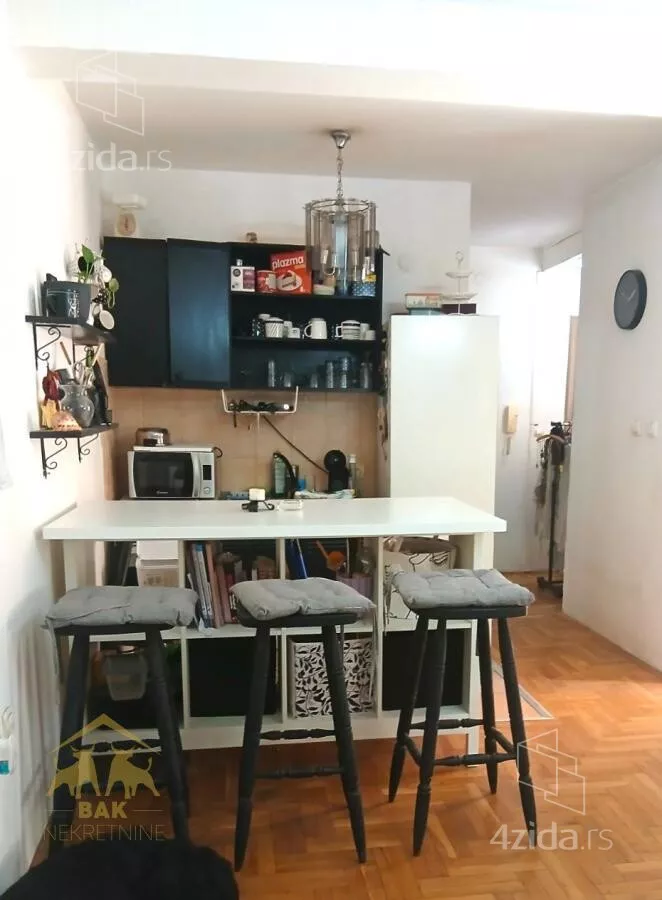 Garsonjera | 4zida