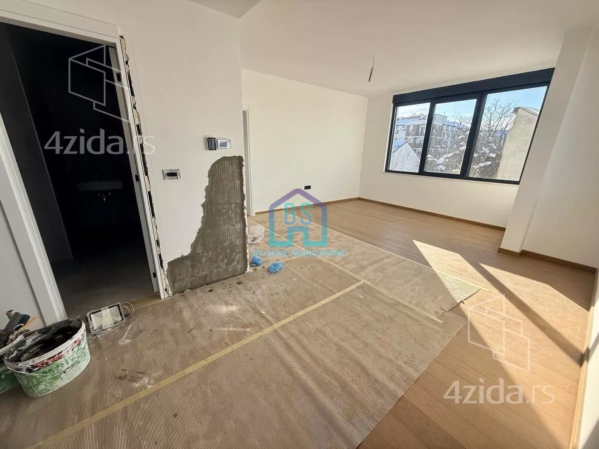 Petosoban stan | 4zida