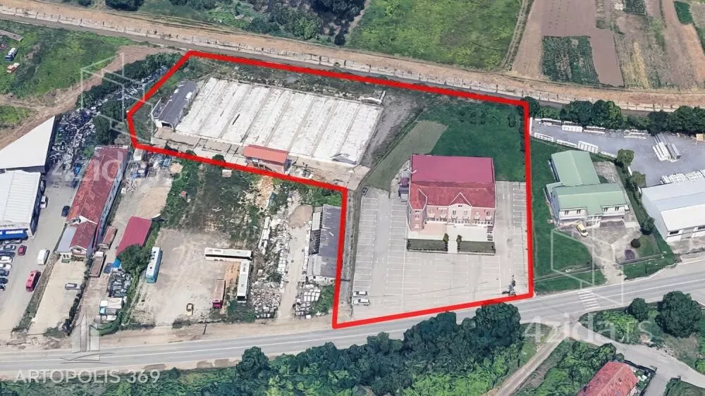 Poslovna zgrada | 4zida