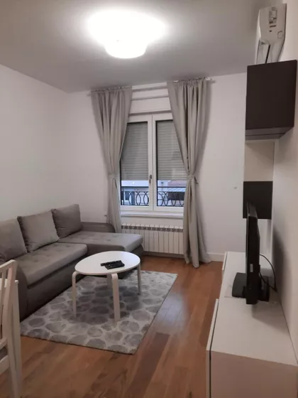 Južni Bulevar | 4zida.rs