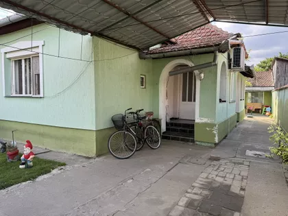 Mali Bajmok | 4zida.rs