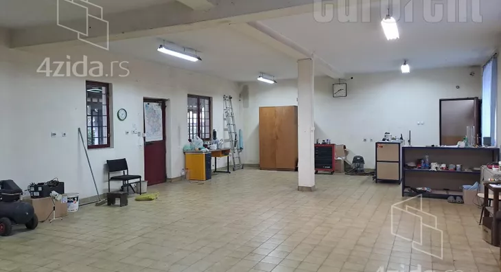 Poslovni prostor | 4zida
