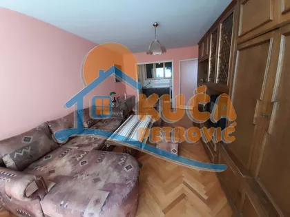 Obrenovićeva | 4zida.rs
