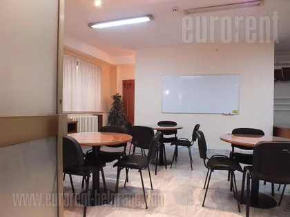 KNEZ MIHAILOVA | 4zida.rs