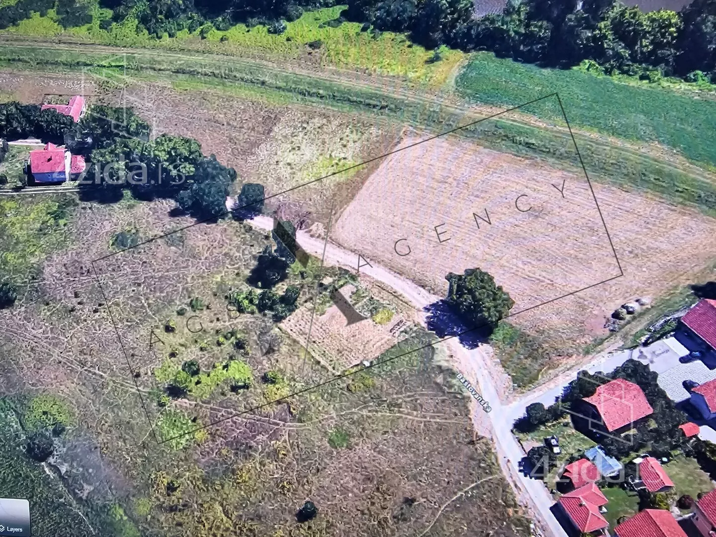 Građevinsko zemljište | 4zida