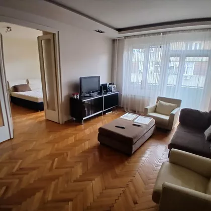 Obrenovićeva | 4zida.rs