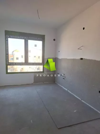 Vojna Bolnica | 4zida.rs