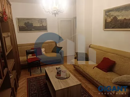 Darinke Radović | 4zida.rs