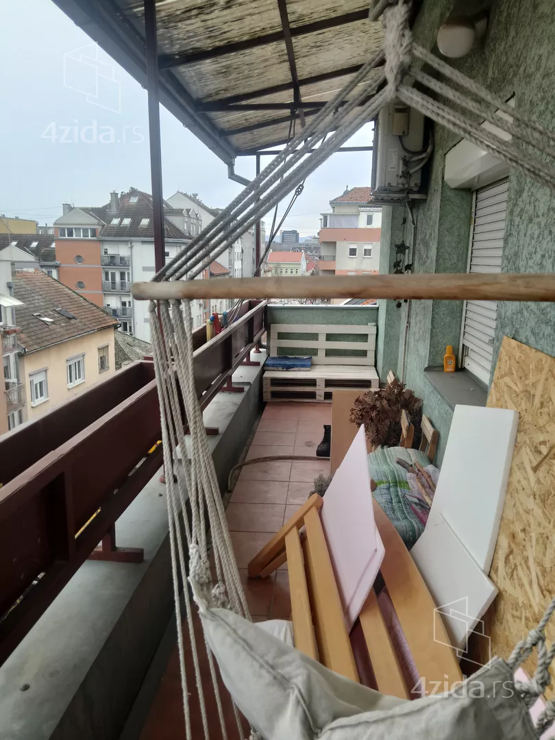 Troiposoban stan | 4zida