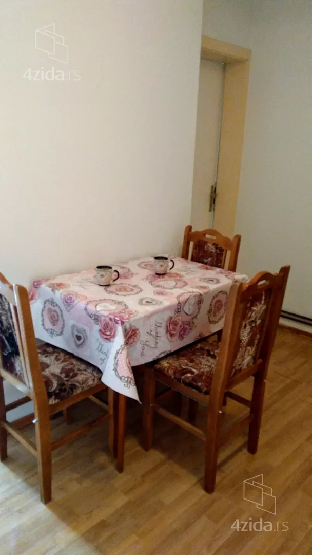 Сдается трехкомнатная квартира, Kneza Miloša 3, 260€, 45m² — фото