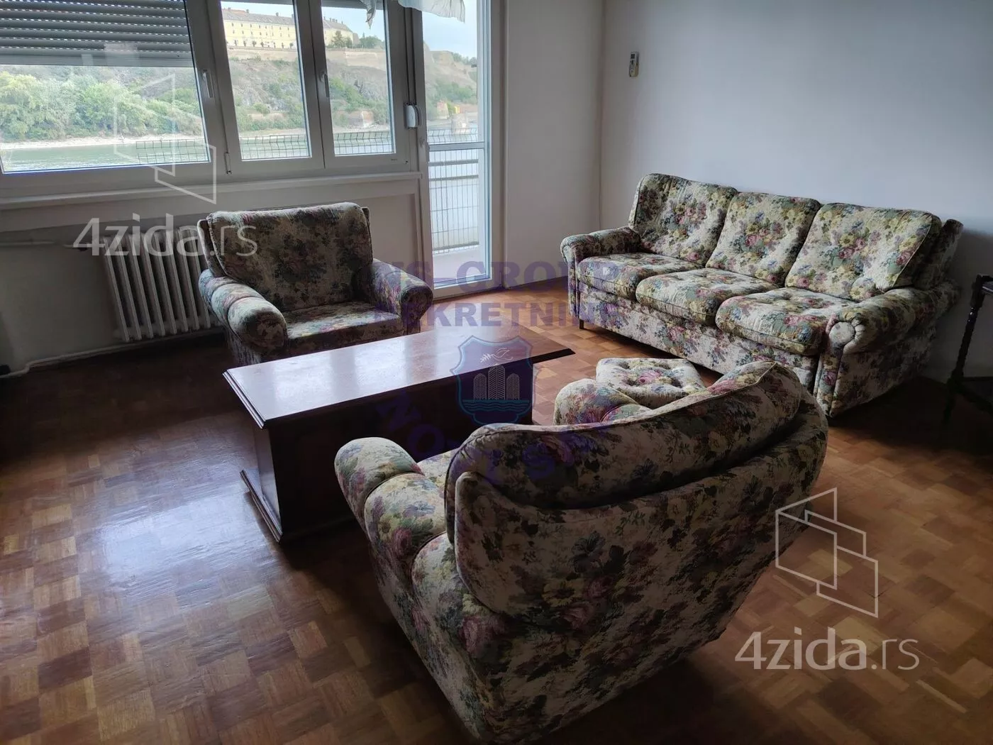 Troiposoban stan | 4zida