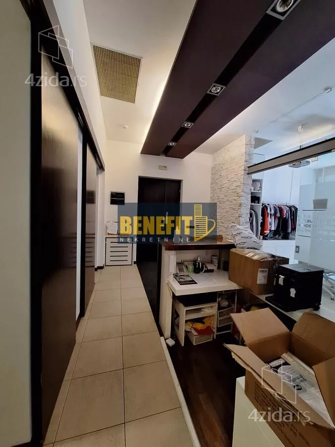 Poslovni prostor | 4zida