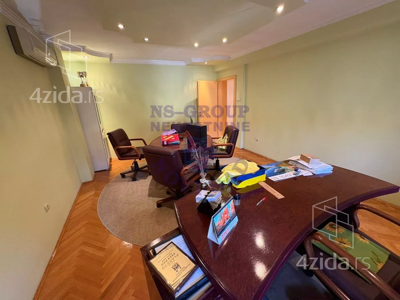 Poslovni prostor | 4zida