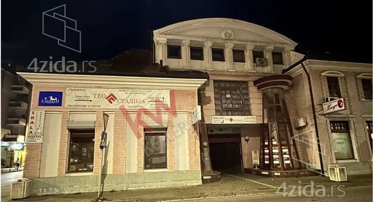 Poslovni prostor | 4zida