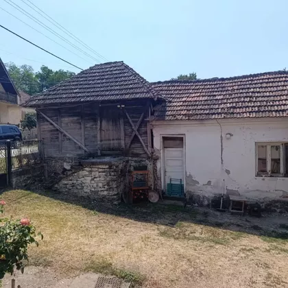 Okolne lokacije | 4zida.rs